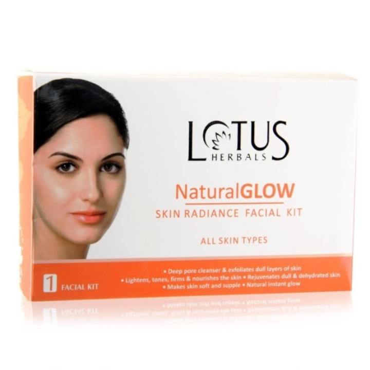 Lotus Herbals Natural Glow Skin Radiance Facial Kit, for All Skin
