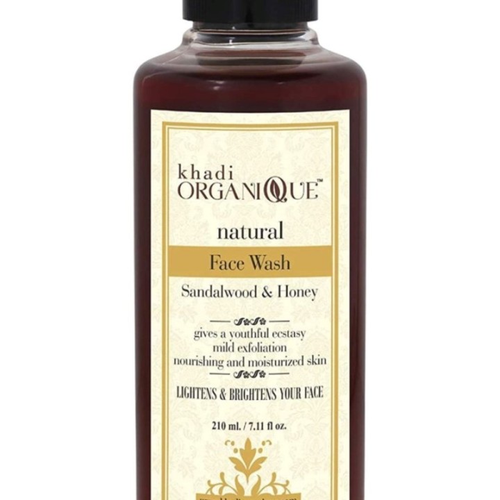 Khadi Organique Natural Sandalwood & Honey Face Wash 210 Ml