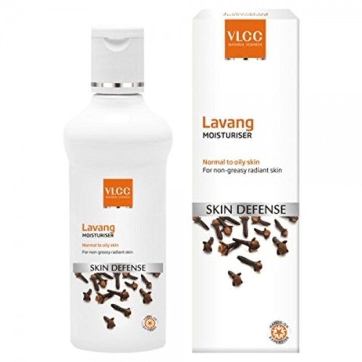 Vlcc Natural Sciences Lavang Moisturizer, for Non-Greasy Radiant