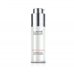 Lakme Absolute Perfect Radiance Brightening Serum with Vita