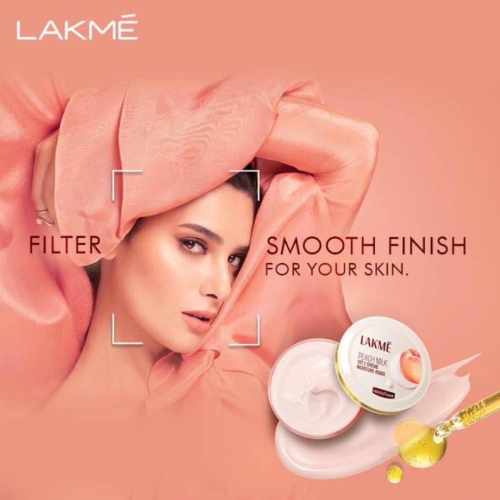 Lakme Peach Milk Soft Creme - 24Hr Moisture Lock 200g