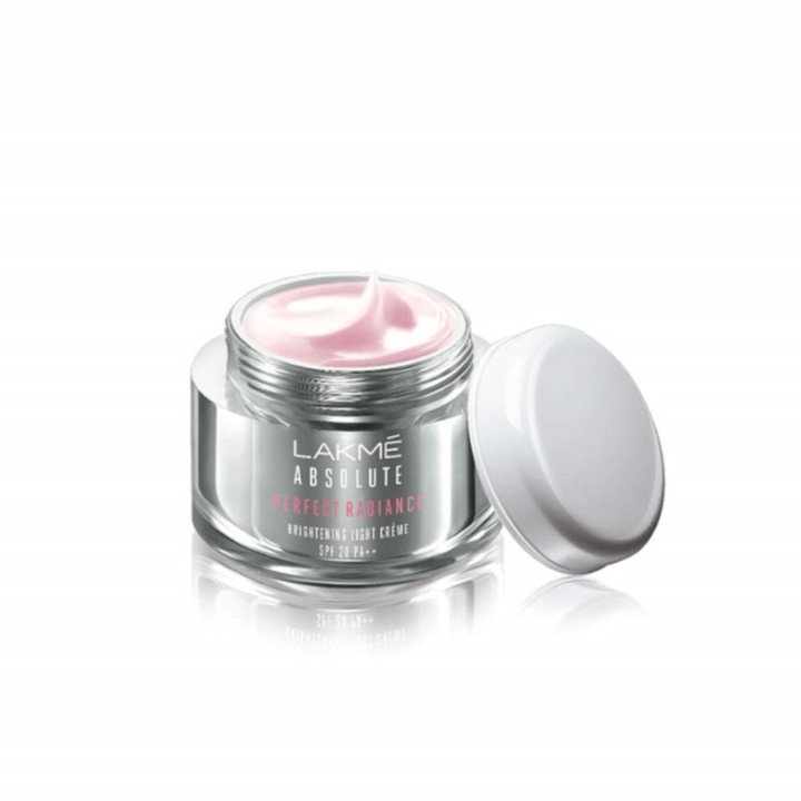 Lakme Absolute Perfect Radiance Brightening Light Cream - SPF 20 PA++