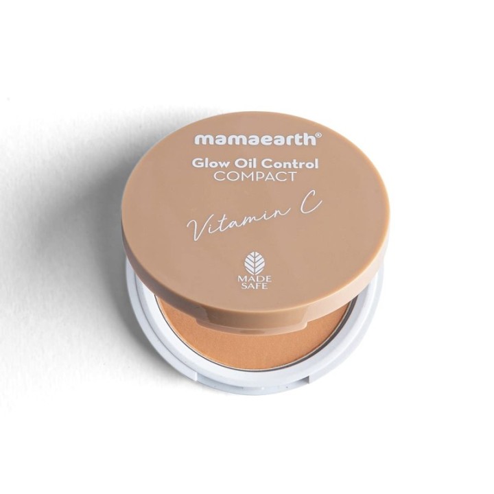Mamaearth Glow Oil Control Compact Nude 9g