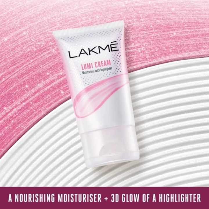 Lakme Lumi Cream,moisturizer with Highlighter, Enriched